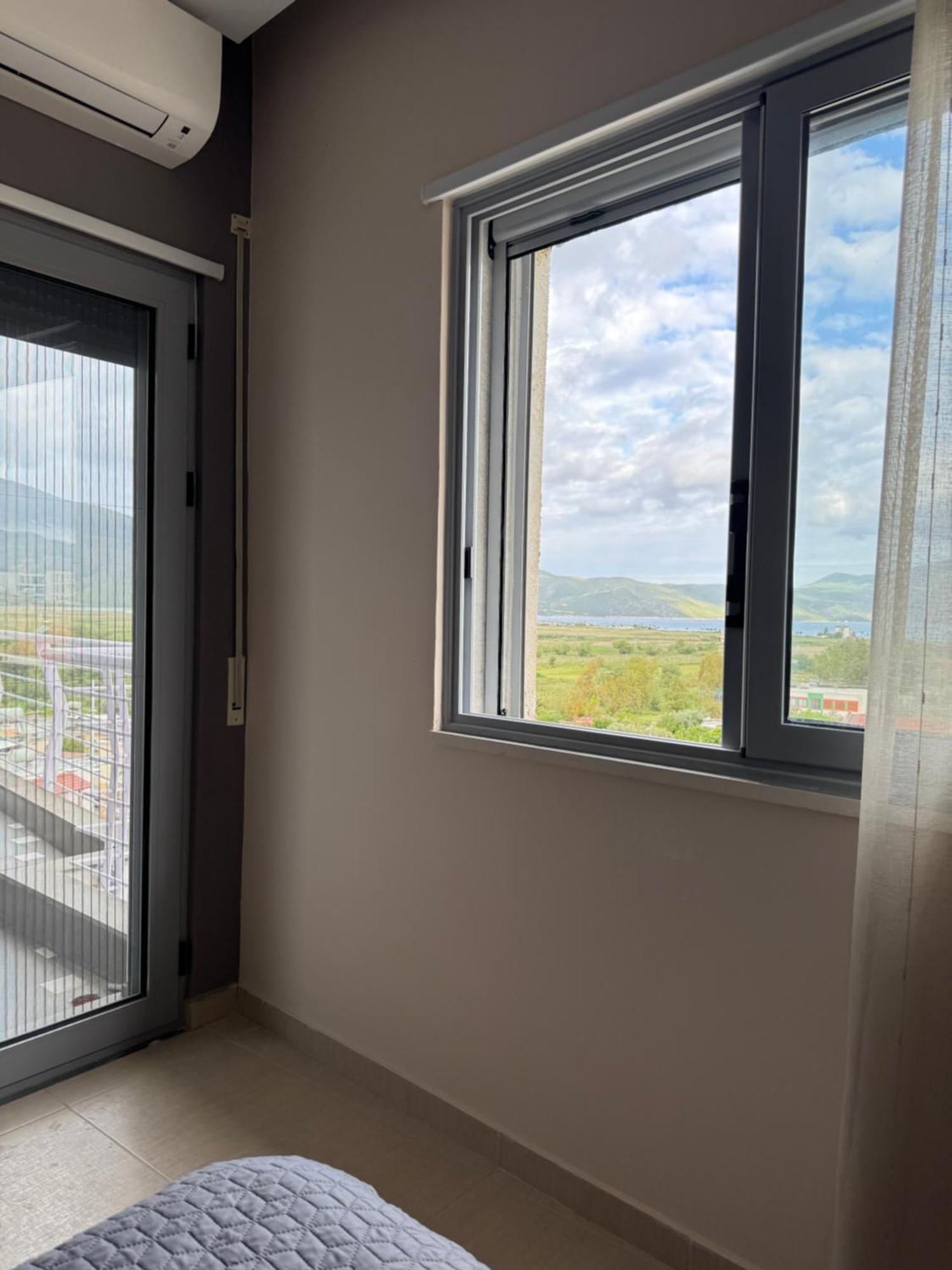 Mountain Meets Sea-Spectacular View In Orikum Apartment エクステリア 写真