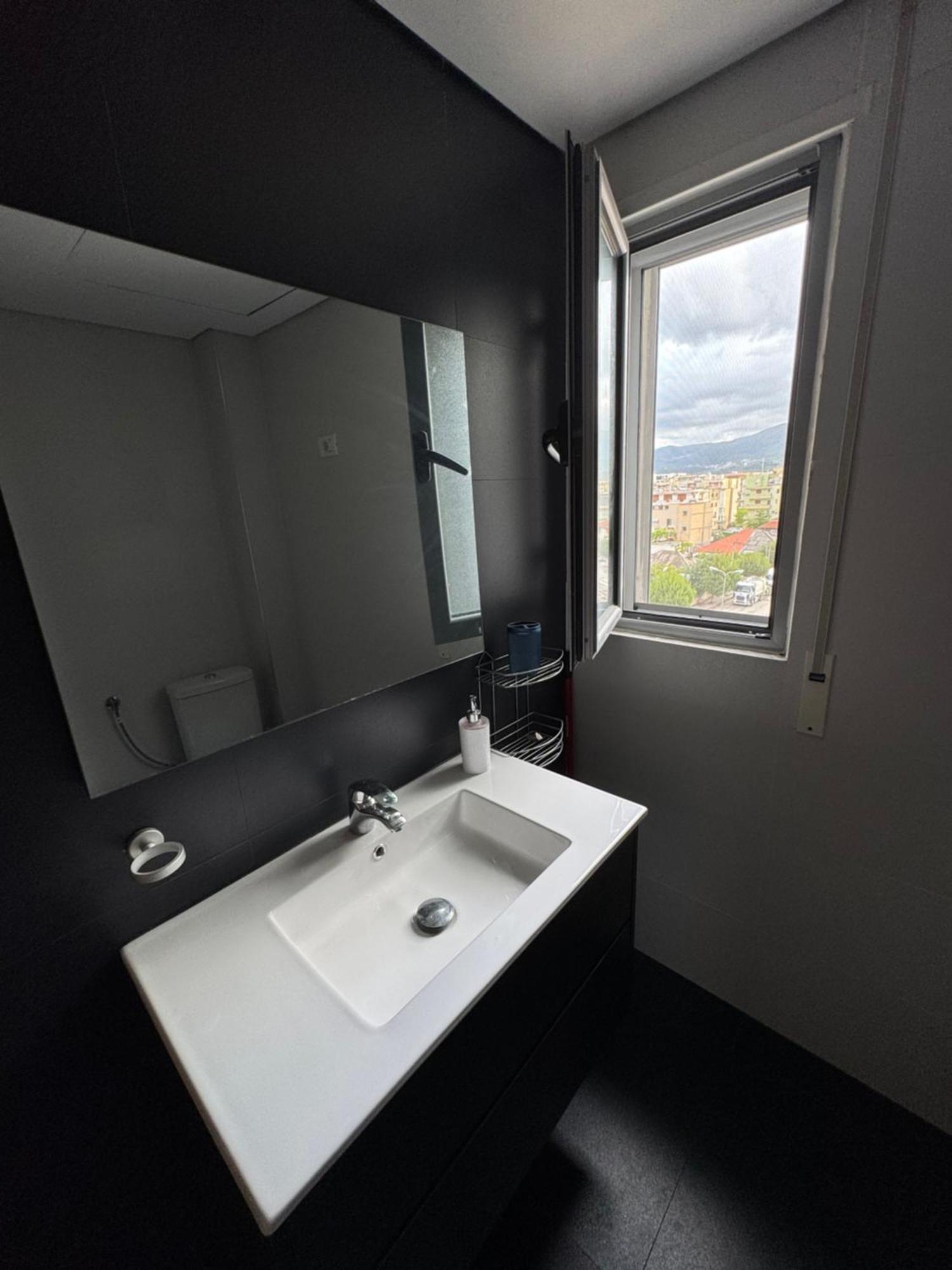 Mountain Meets Sea-Spectacular View In Orikum Apartment エクステリア 写真
